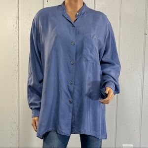 *Vintage Stunt  Women's 100% Silk Bottom Down Shirt Sz M